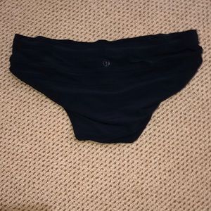 Lululemon swimsuit bottoms